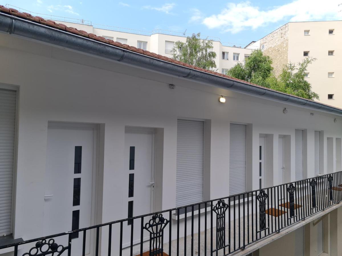 2G- Studio Tout Equipe Avec Cuisine Proche Paris Исси-ле-Мулино Экстерьер фото
